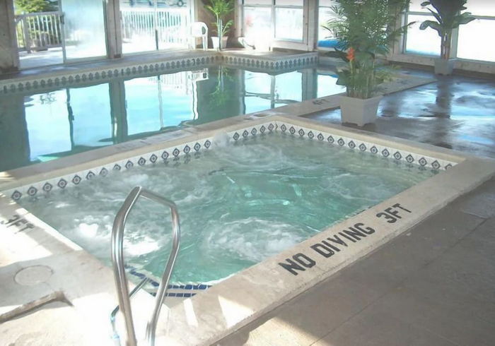 Northwinds Motel (Hunts Motel) - From Web Listing (newer photo)